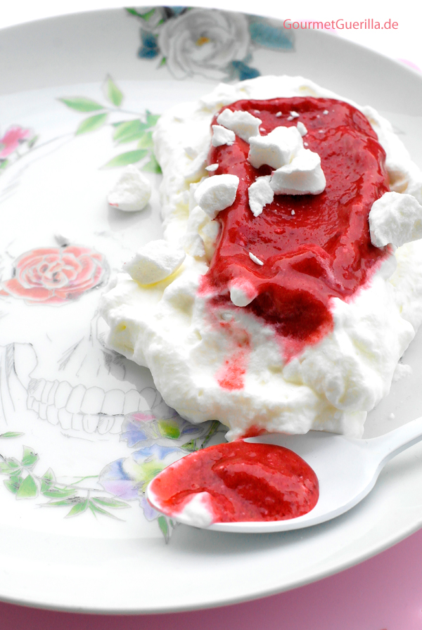 Cherry sorbet on crunchy cream #recipe #gourmet guerrilla # dessert #sweet