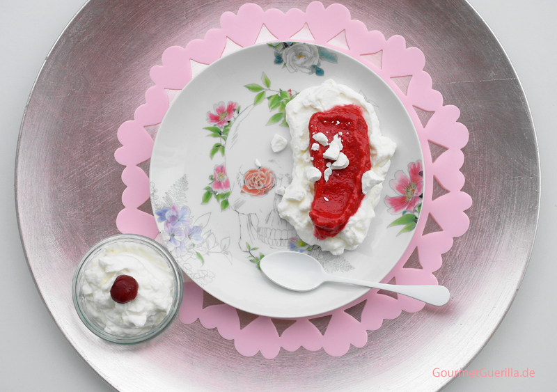 Cherry sorbet on crunchy cream #recipe #gourmetguerilla #nessert